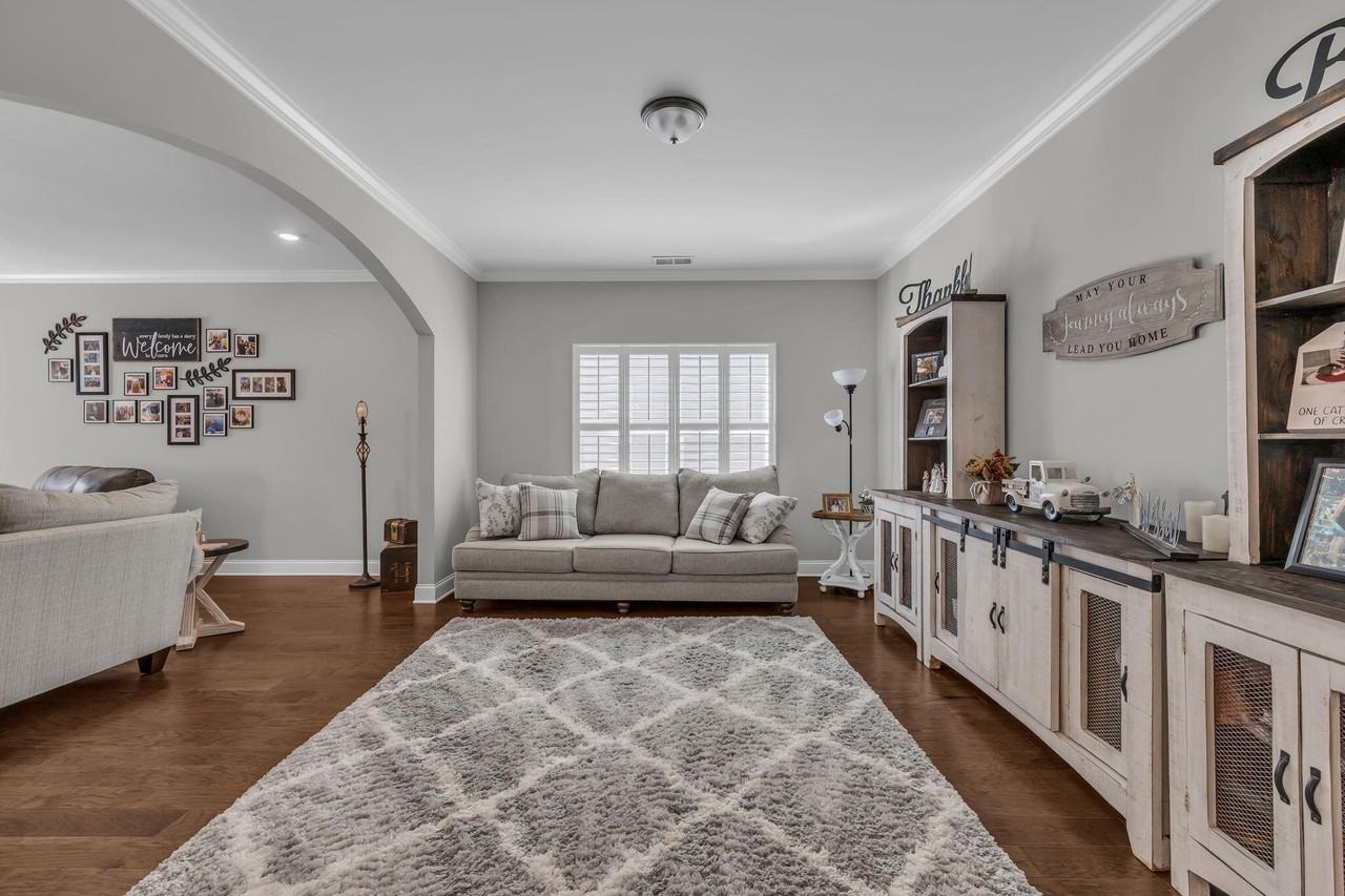 1545 Buttonwood Loop - Photo 7 of 31