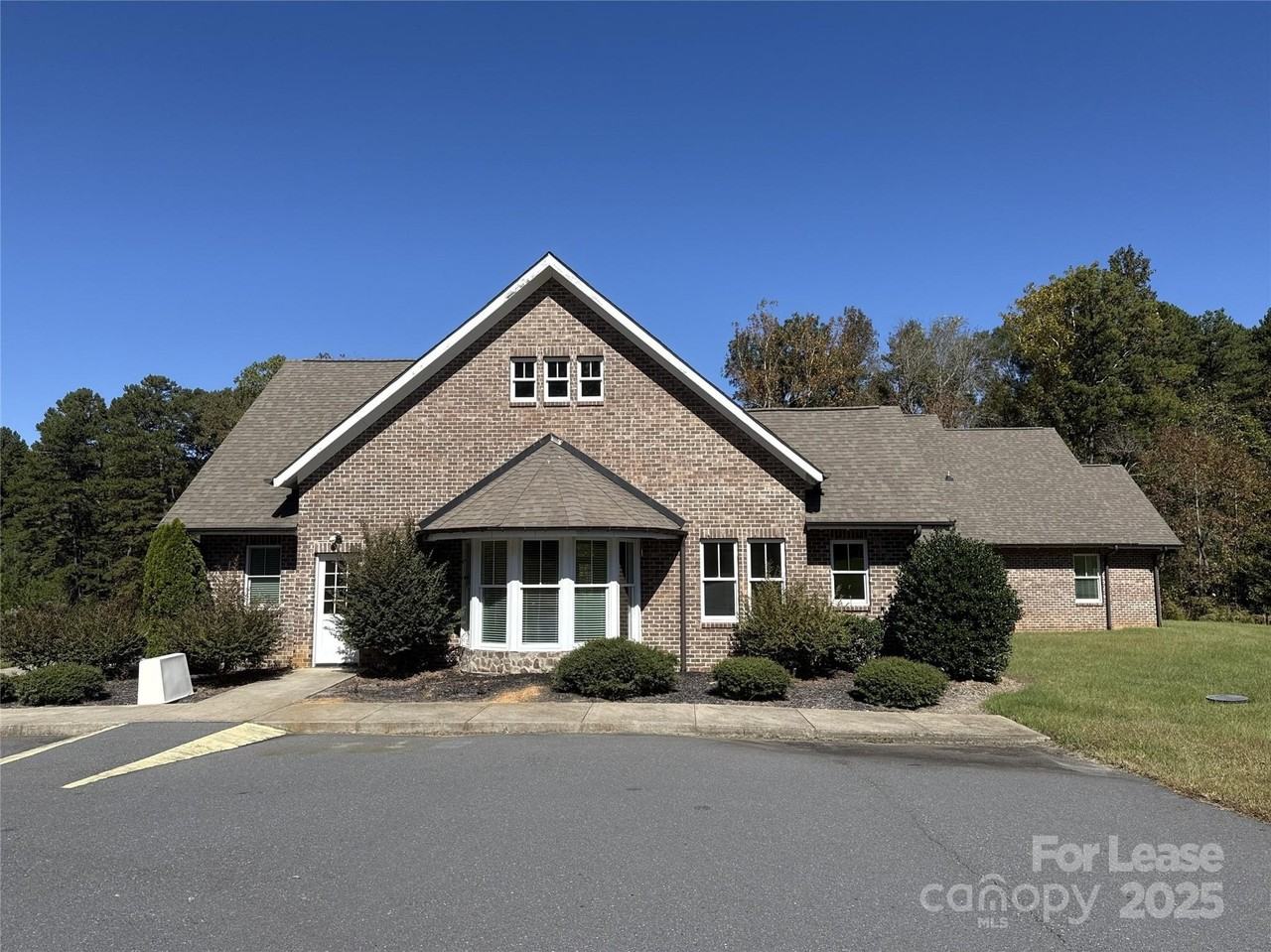 14019 Thompson Road - Photo 2 of 43