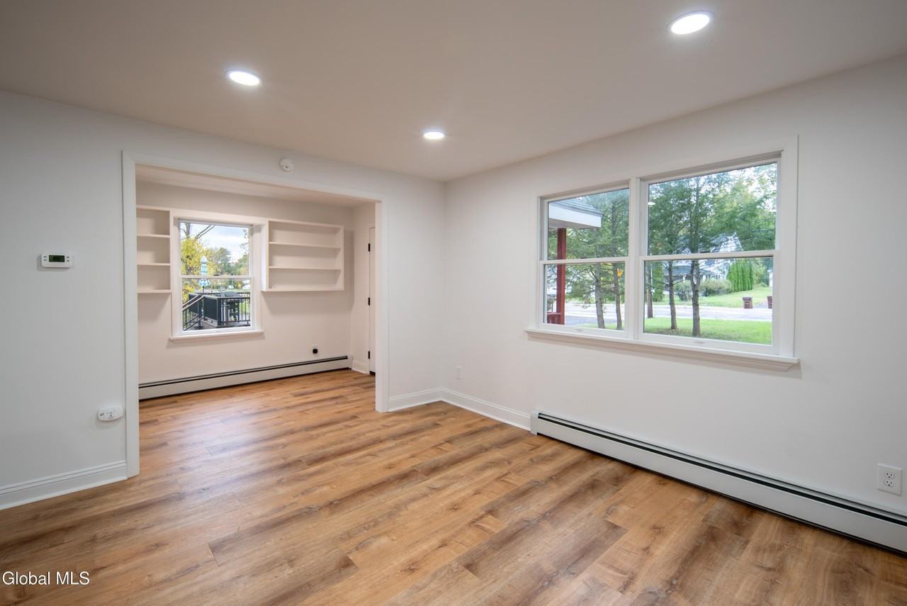 644 Delaware Ave - Photo 5 of 39