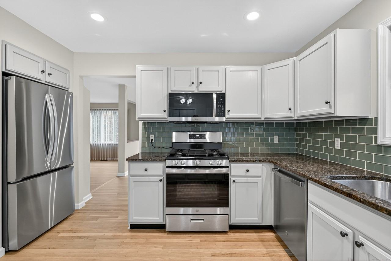 43 Copley Rd #43 - Photo 7 of 37