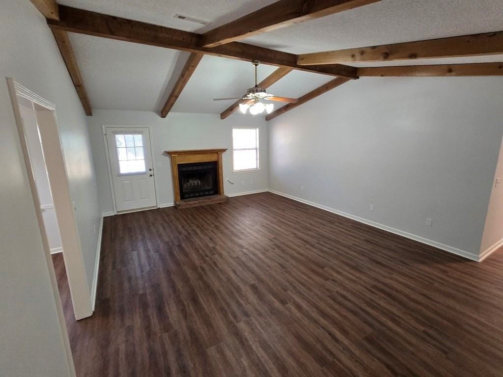 111 Tazewell Ct - Photo 4 of 10