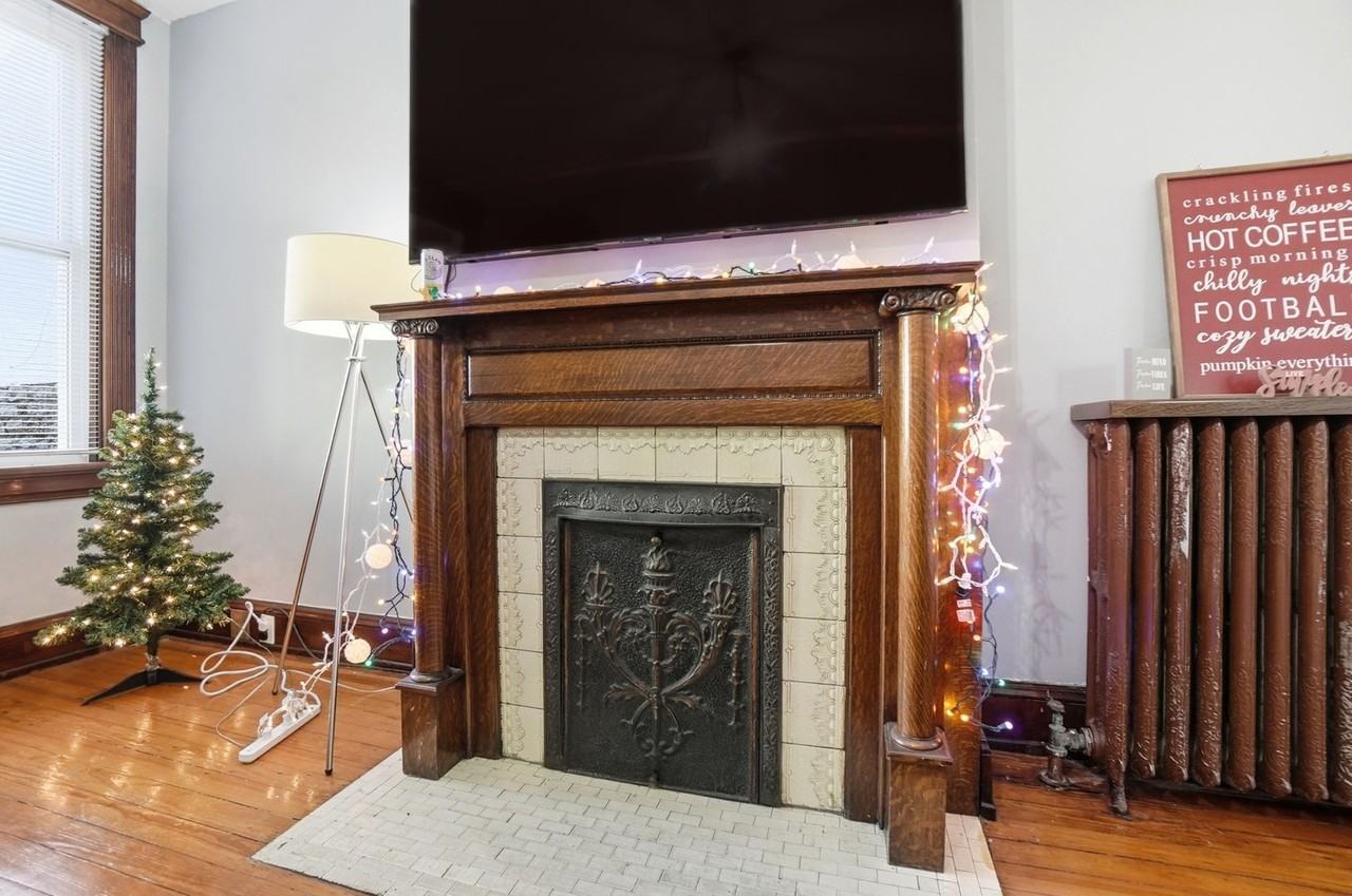 149 Parker St - Photo 3 of 41