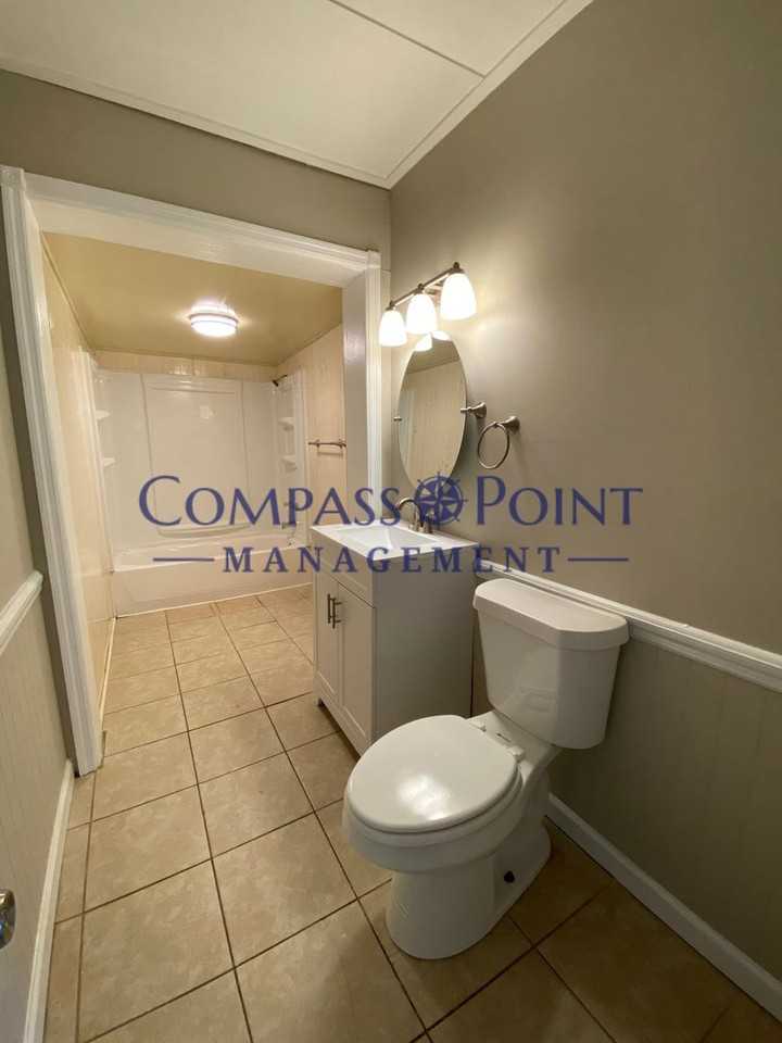 1009 Meadow Ln - Photo 7 of 18