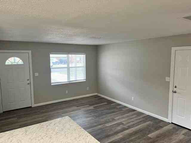 23 Overstreet Dr - Photo 3 of 12