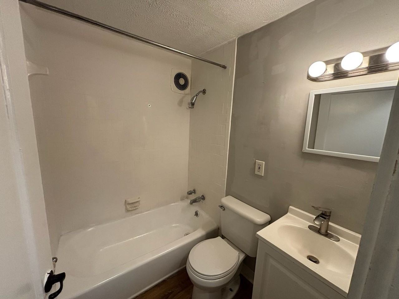 2218 Camille Drive - Photo 4 of 12