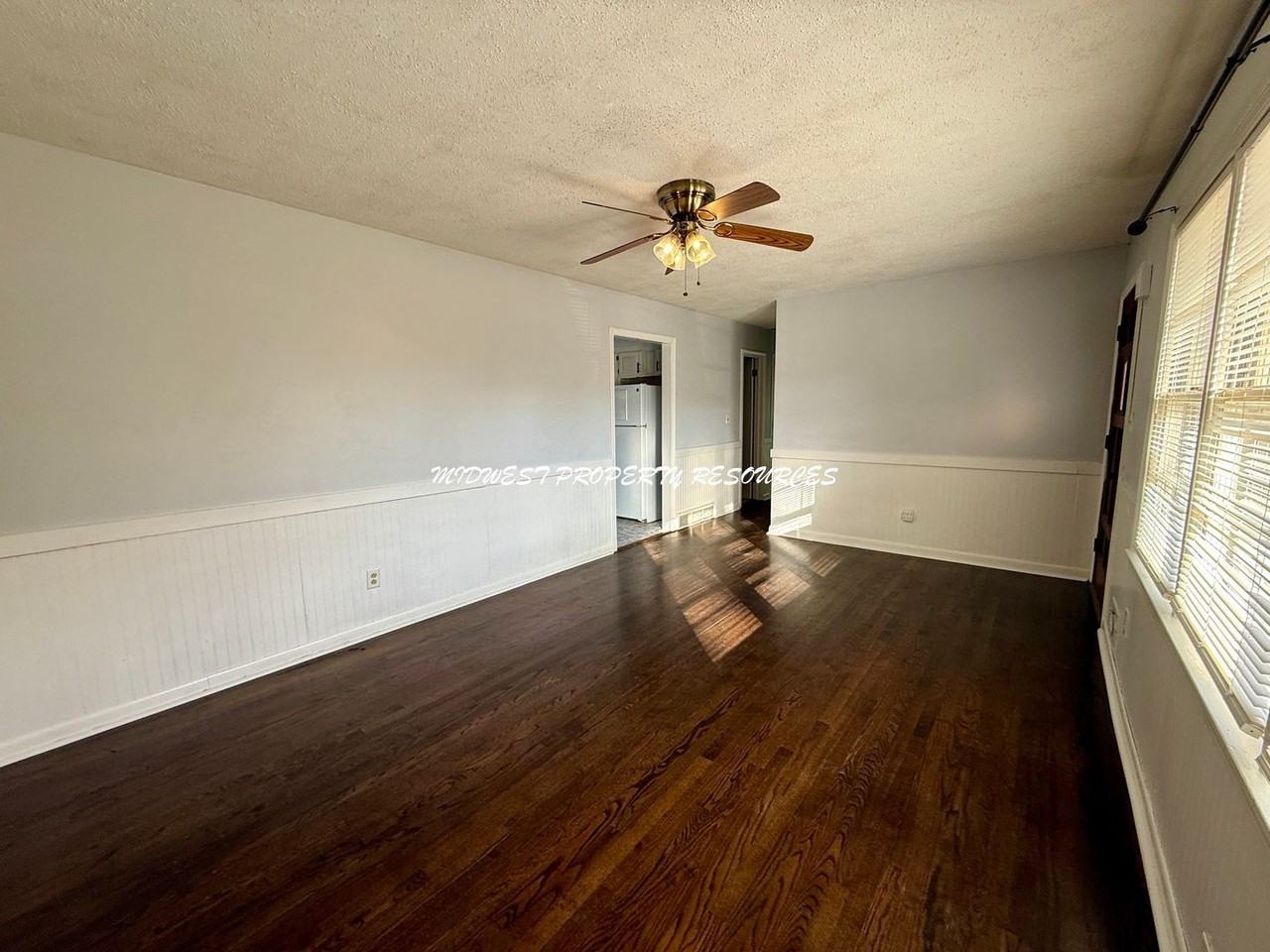 602 Se 4th Ter - Photo 3 of 25