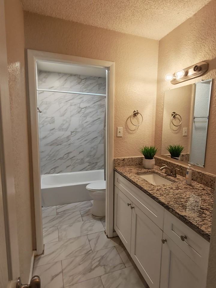 1120 Union St S - Photo 7 of 30