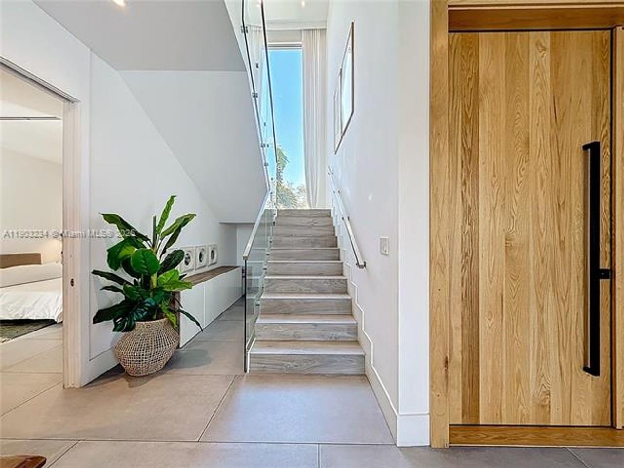 561 Warren Ln #0 - Photo 6 of 46