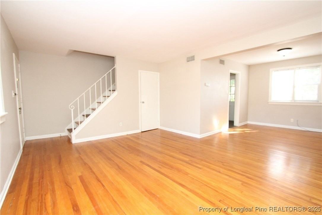 1064 Nichols Dr - Photo 3 of 28