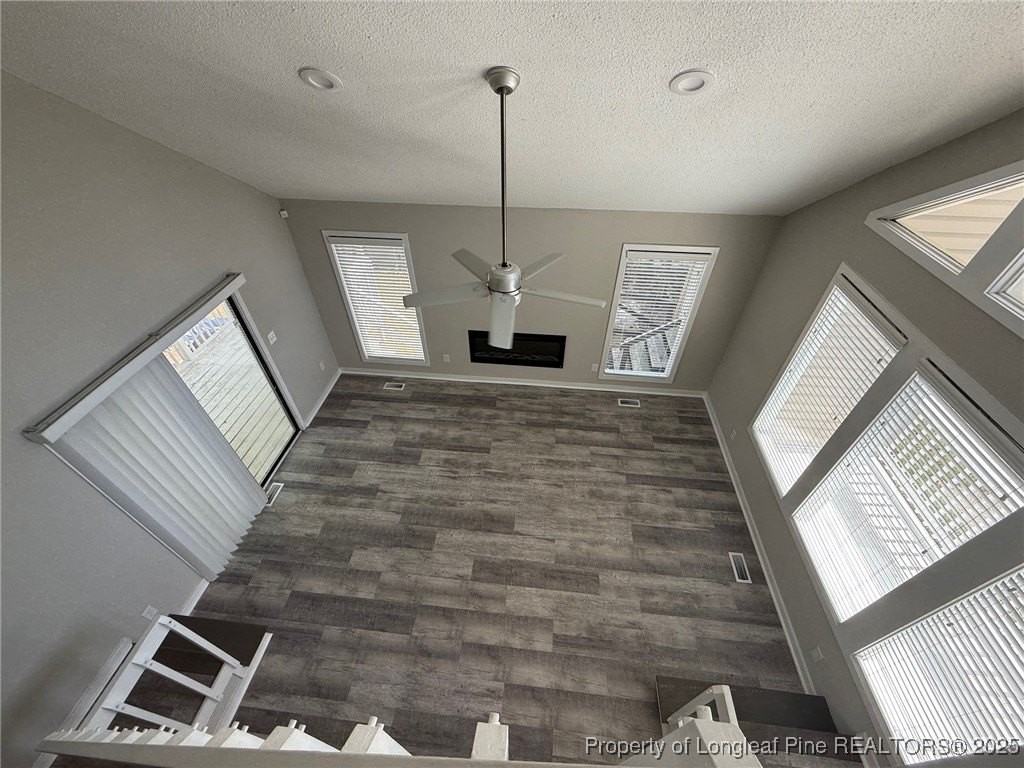 375 Offing Dr - Photo 3 of 15