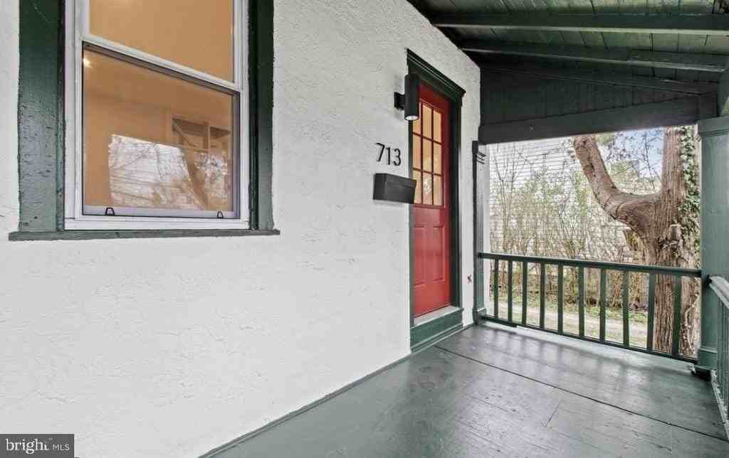 713 W Haverford Rd - Photo 2 of 12