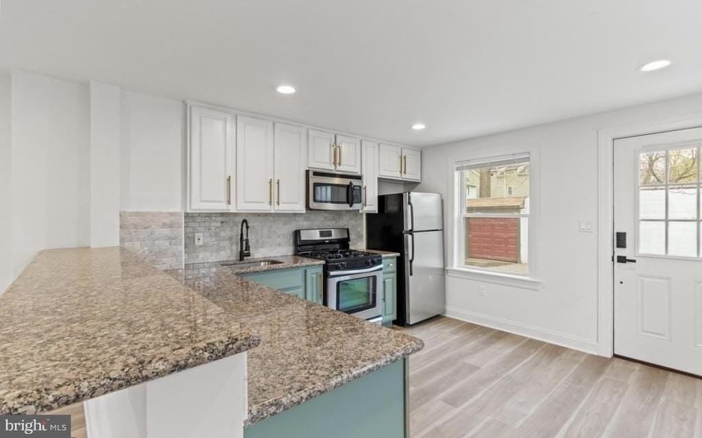 713 W Haverford Rd - Photo 3 of 12