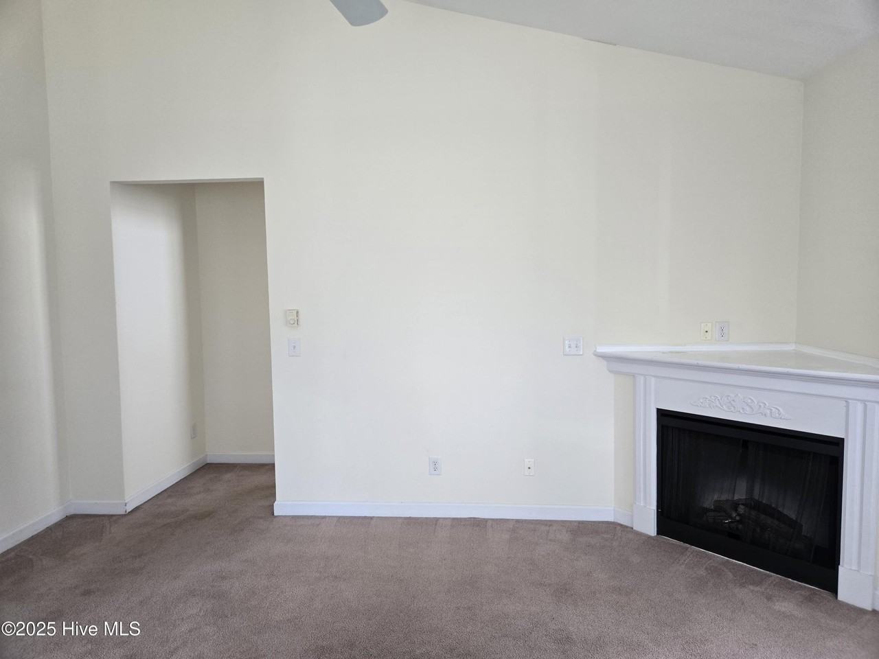 700 Indica Ct Apt 302 #302 - Photo 6 of 24