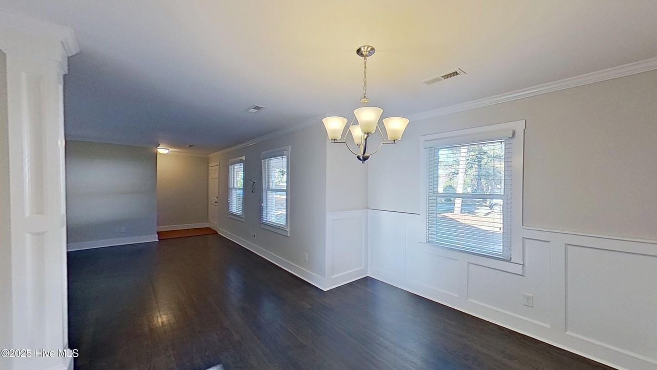 502 Brookforest Rd - Photo 6 of 36