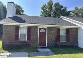 featured image of 205 Live Oak Ct