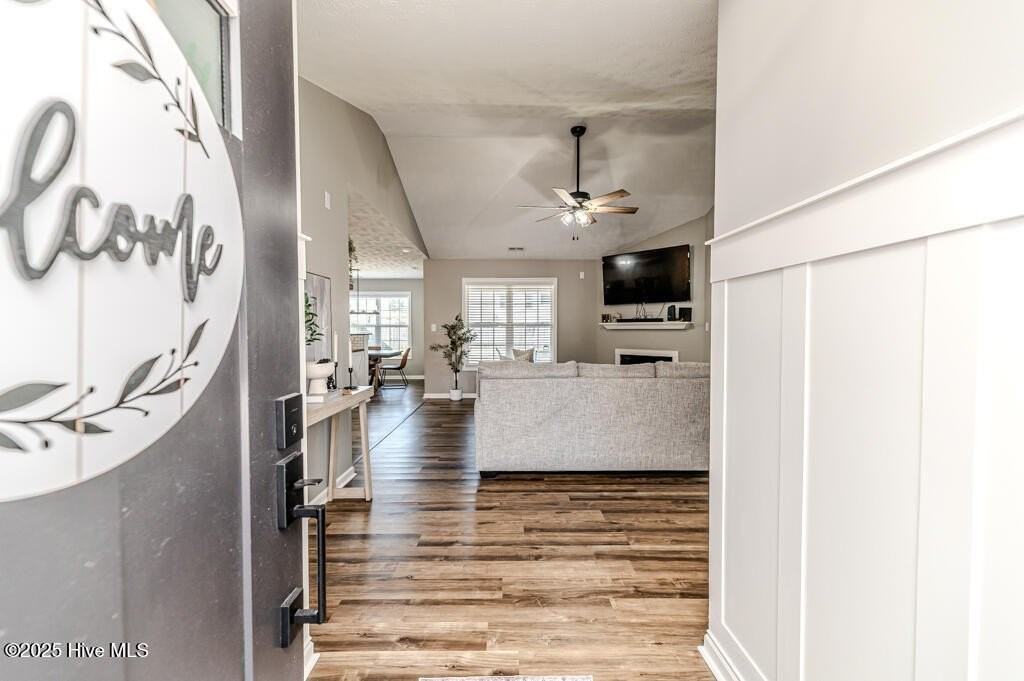 224 Roanoke Drive - Photo 3 of 45