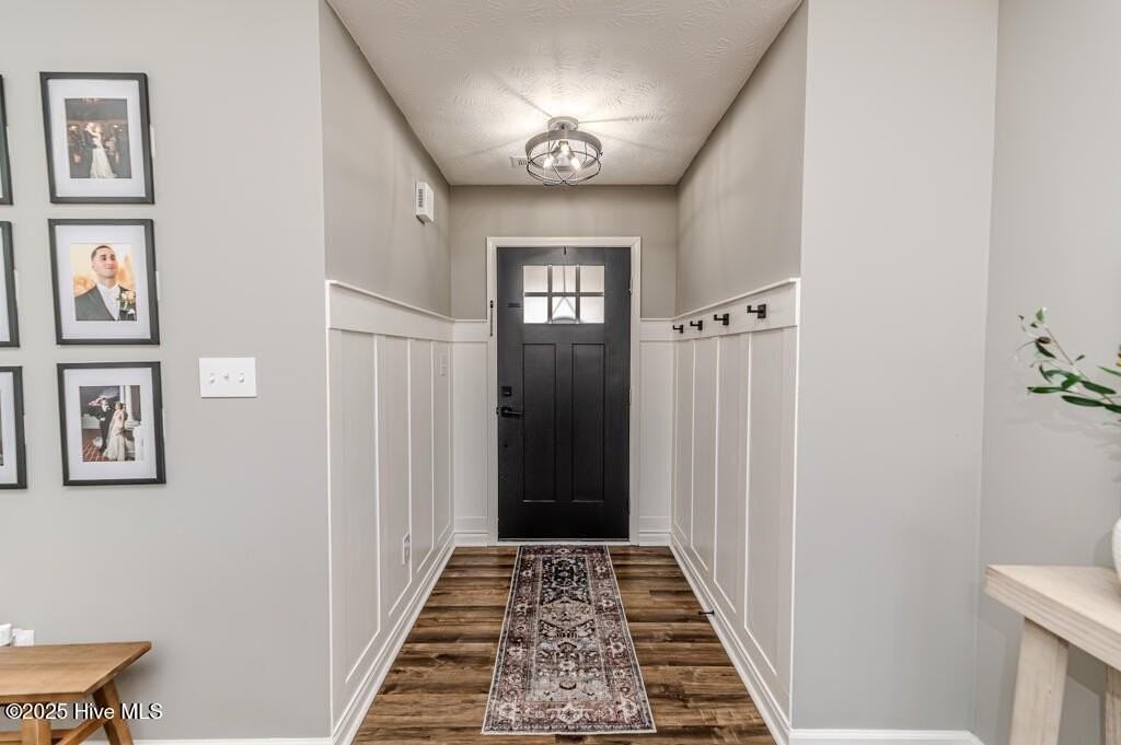 224 Roanoke Drive - Photo 5 of 45