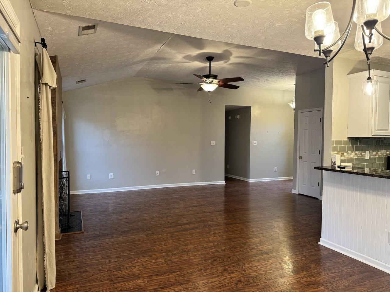 940 Ridgebrook Rd - Photo 7 of 41