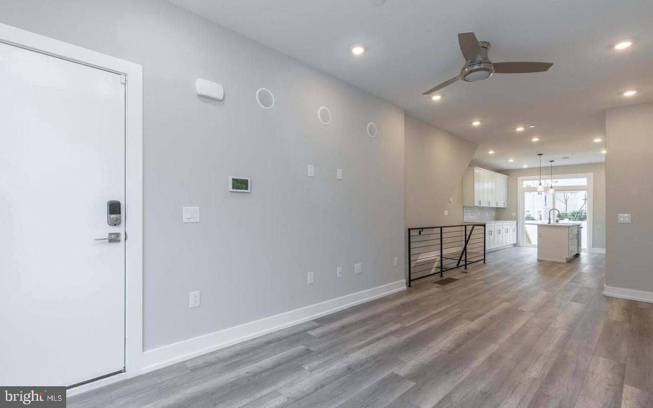 140 W Huntingdon St - Photo 5 of 23