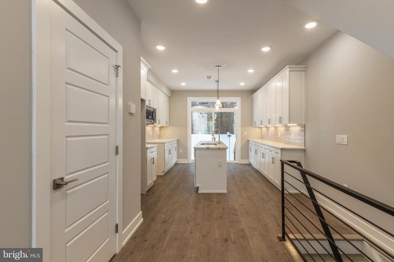 141 W Huntingdon St - Photo 4 of 21