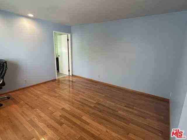 3161 Vera Ave - Photo 2 of 8