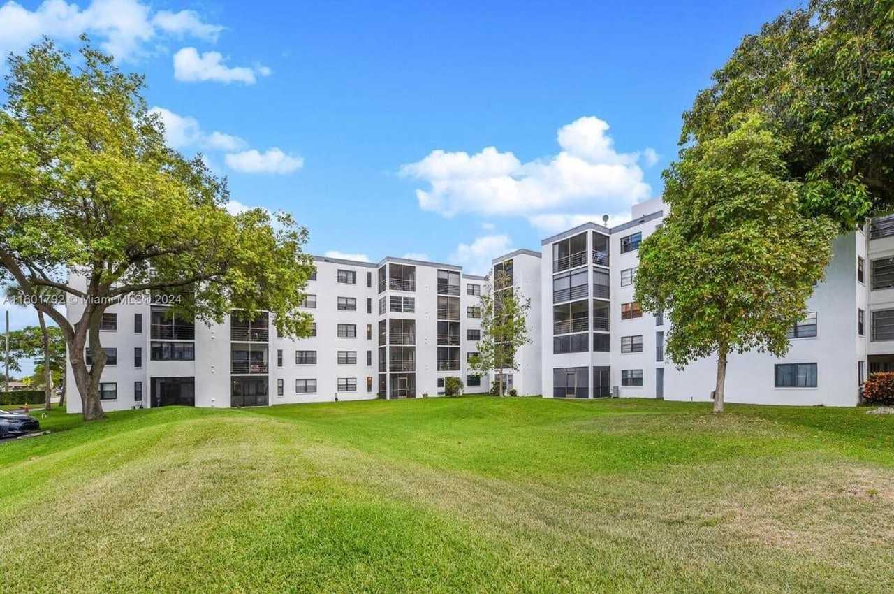 9235 Southwest 8th Street #507