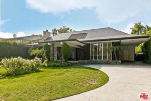 featured image of 719 N Bedford Dr