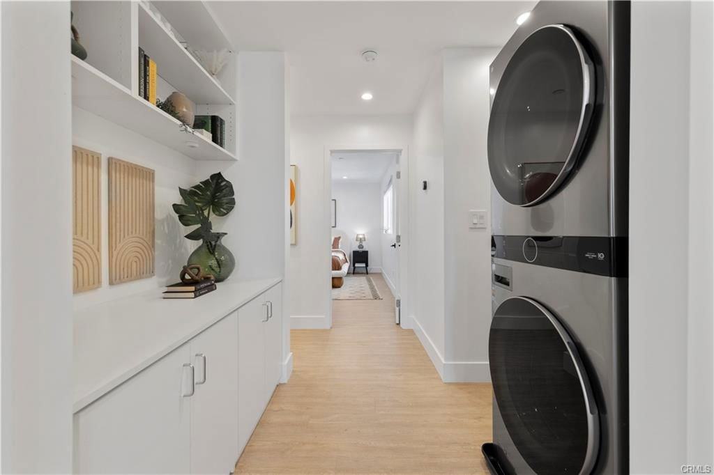 5248 Segals Way - Photo 3 of 8