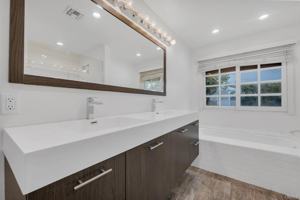 featured image of 9339 Louise Ave