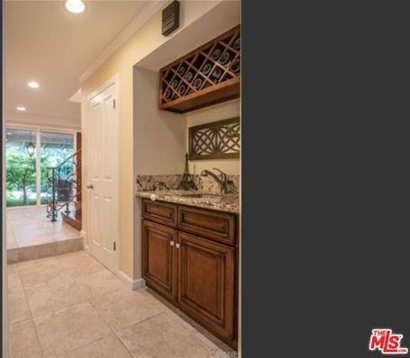 11040 Salt Lake Ave - Photo 7 of 8