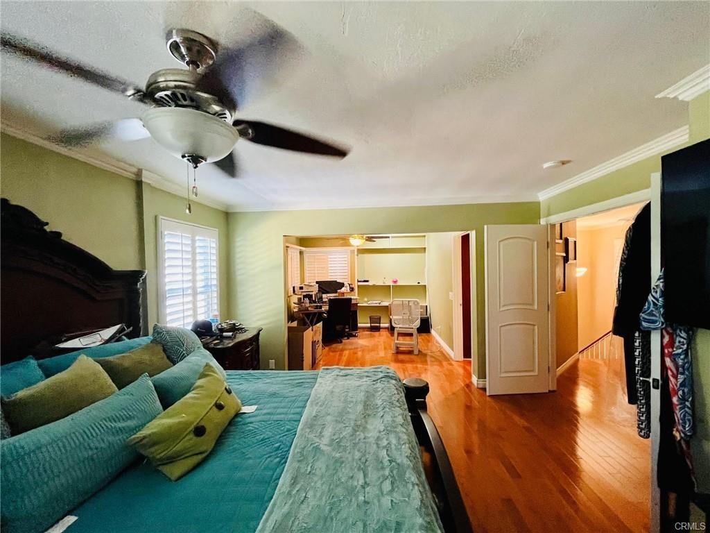 21945 Centurion Way - Photo 2 of 8