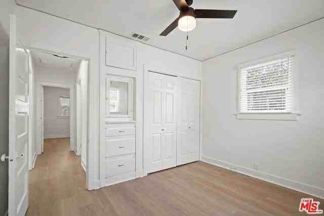 1563 E Elizabeth St - Photo 5 of 8