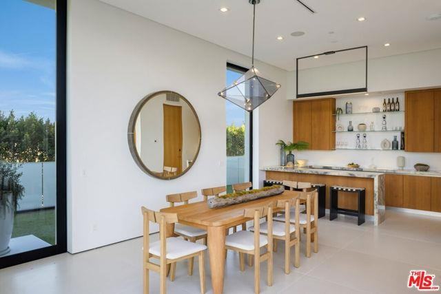 16801 Oak View Dr - Photo 3 of 8