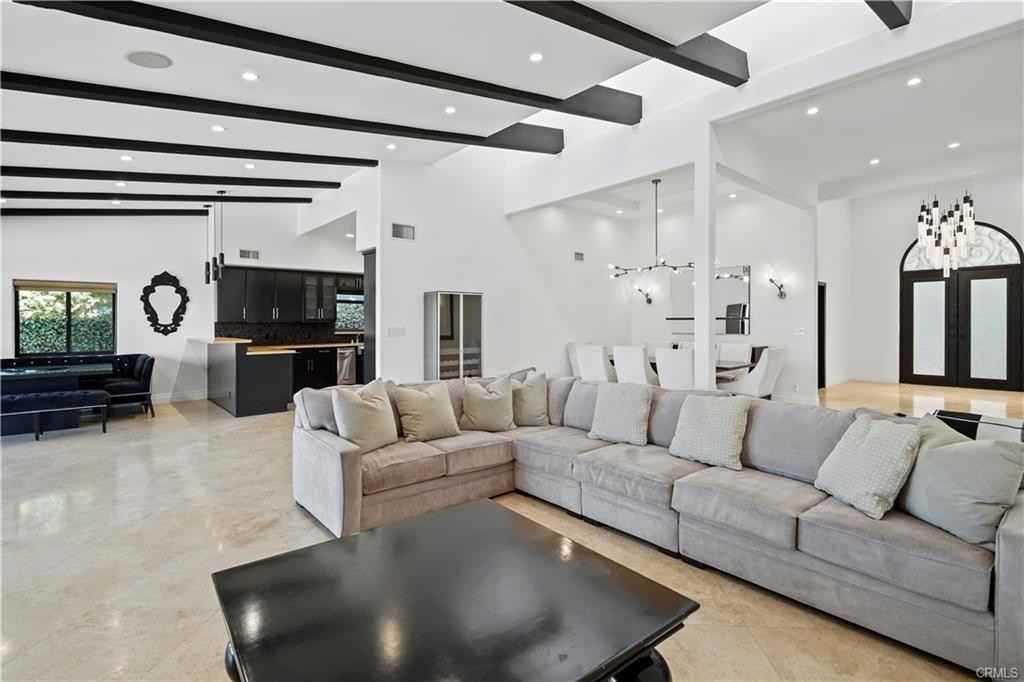 18911 La Montana Pl - Photo 2 of 8