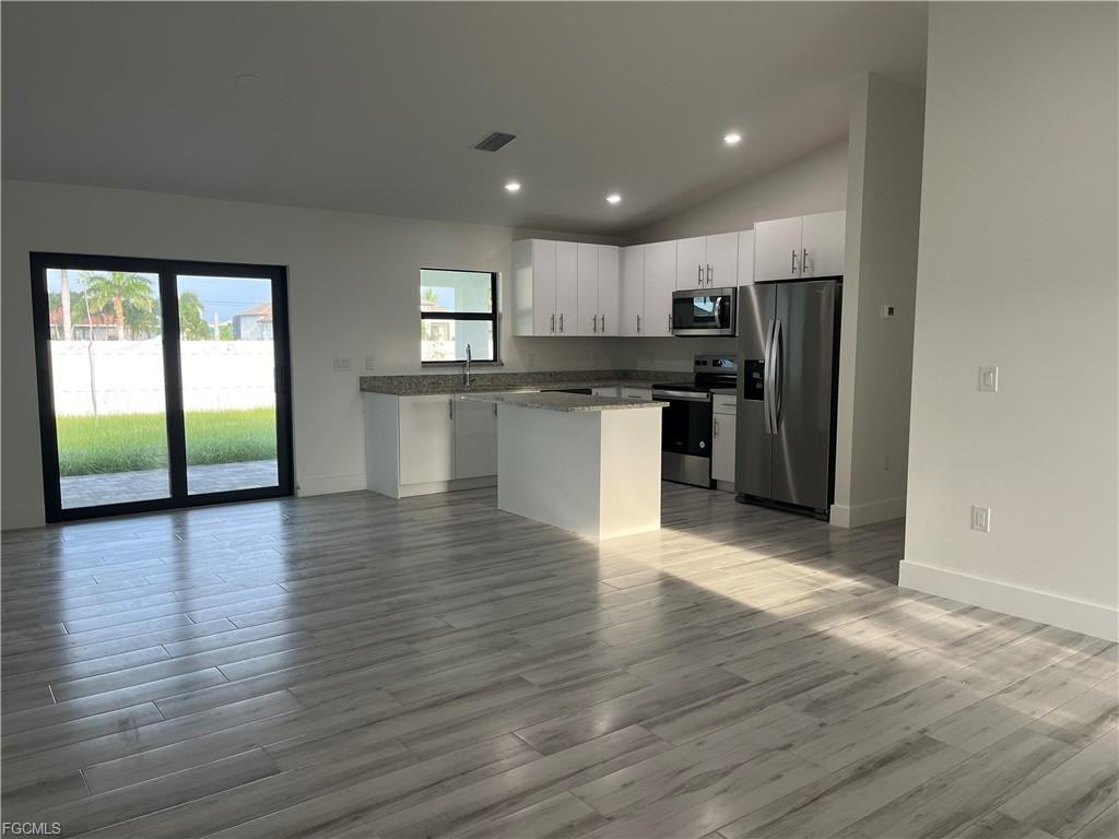 609 Northwest 37th Avenue