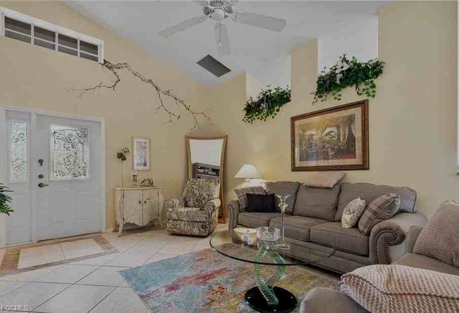 17500 Plumeria Lane - Photo 3 of 8