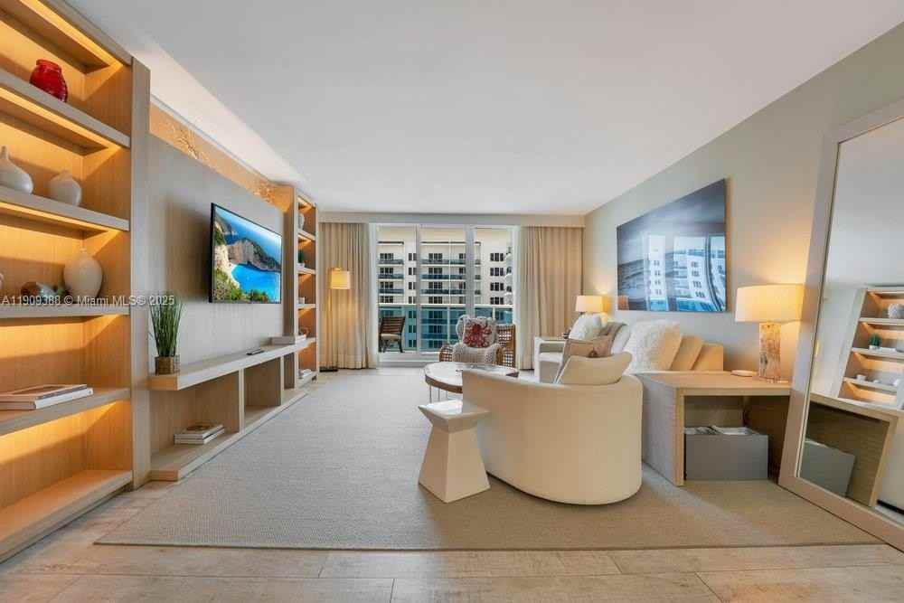 102 24th St #1204 - Photo 7 of 45