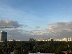 2350 Ne 135th St #711 - Photo 1 of 1