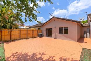 8640 Nw 188th Ter #3405 - Photo 1 of 1