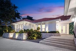 featured image of 7155 E Lago Dr