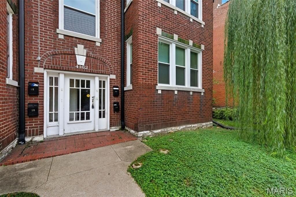 4162 Shenandoah Ave #2W - Photo 3 of 29