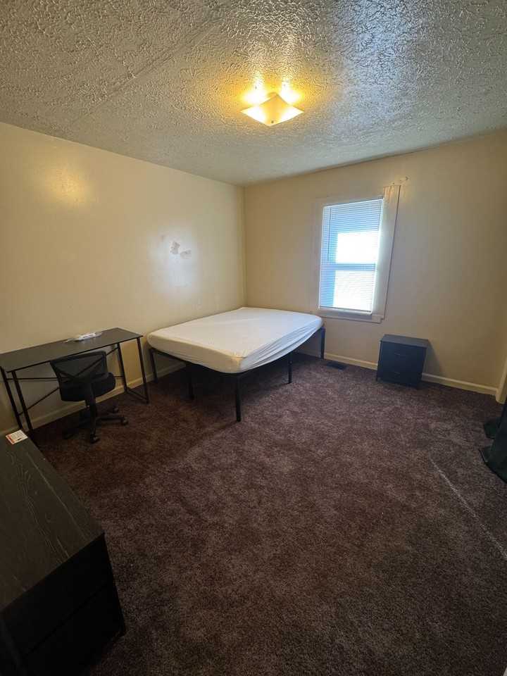 N Dequincy St - Photo 4 of 6