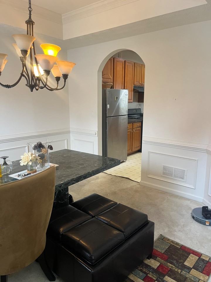 Medlock River Court - Photo 5 of 9