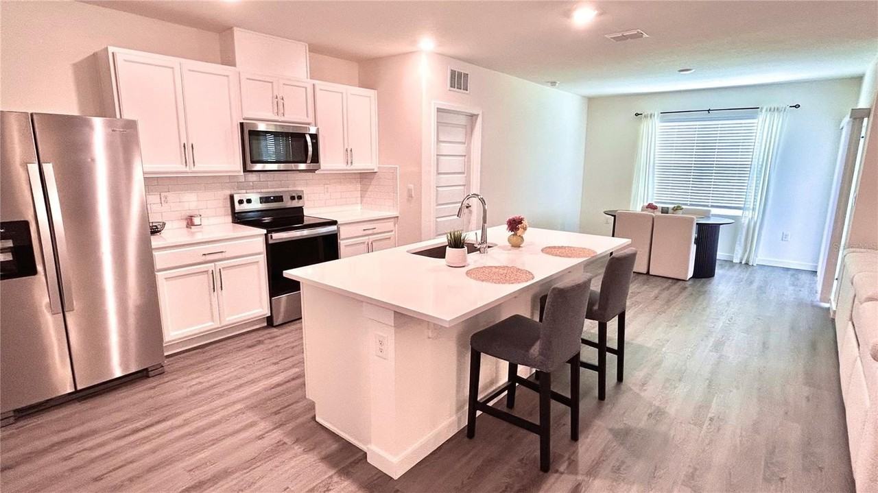 3919 Malawi Trl - Photo 4 of 15