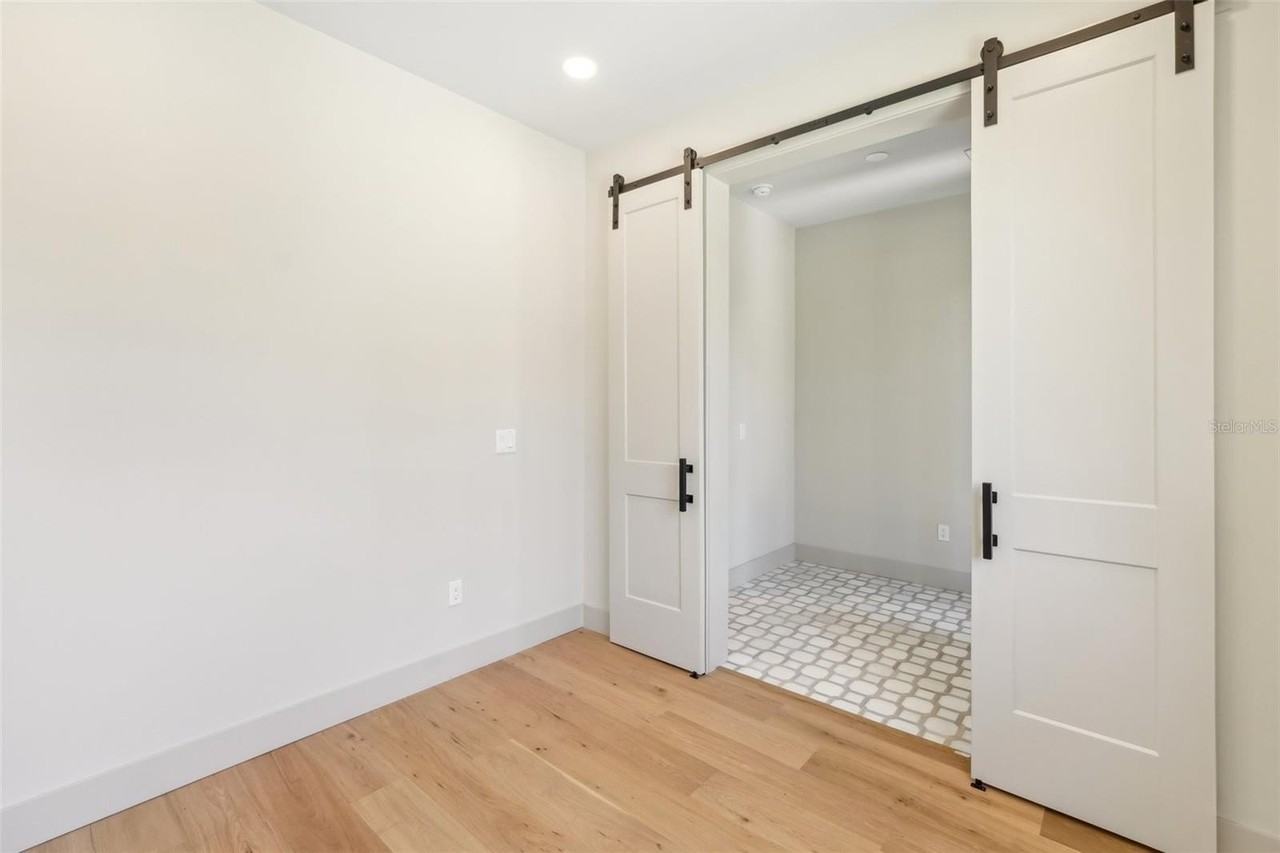 1412 S Moody Ave #A - Photo 6 of 40