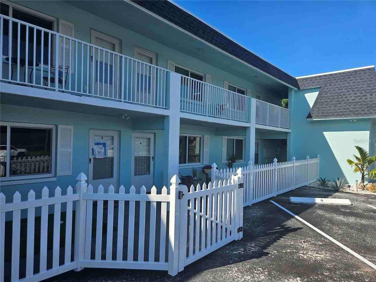 350 73rd Ave #9 - Photo 3 of 21