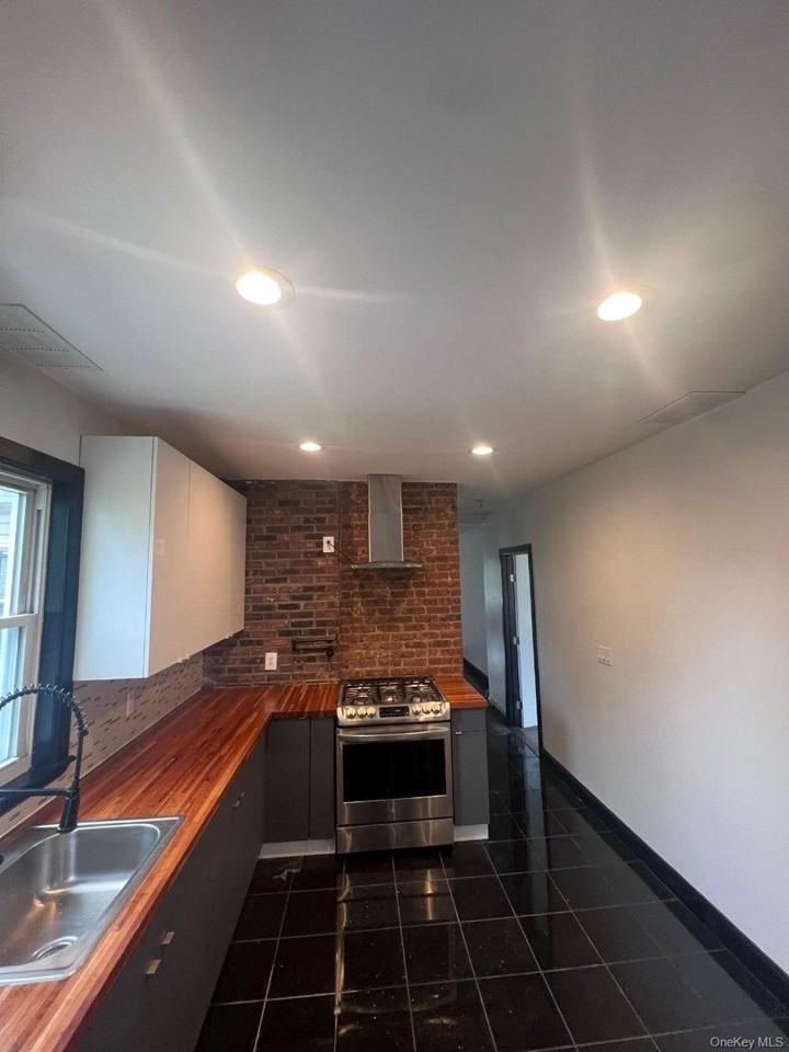 3940 Hill Ave Unit 2 #2 - Photo 7 of 21