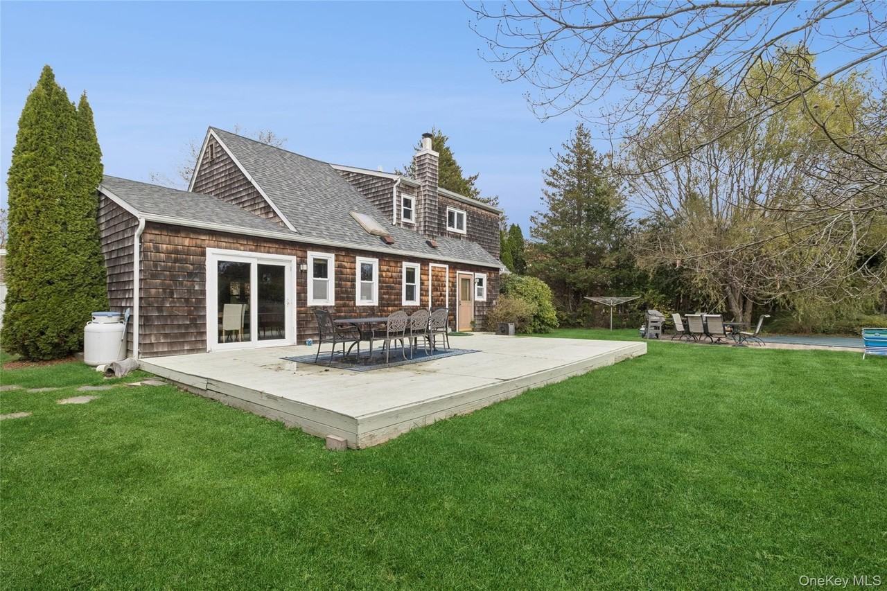 3 Meadowgrass Ln - Photo 6 of 38