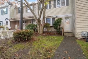 featured image of 34 Wooded Way