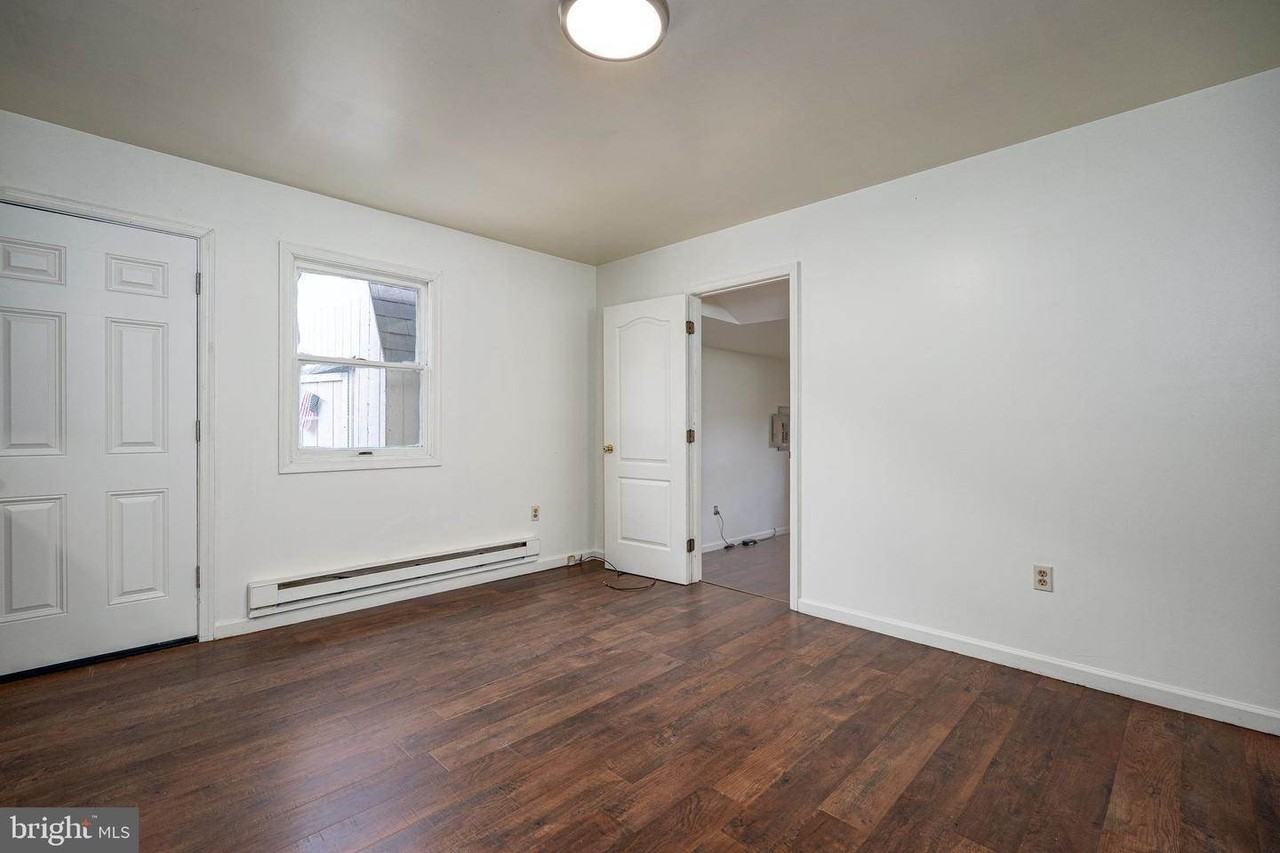 3748 Tudor Dr - Photo 7 of 13